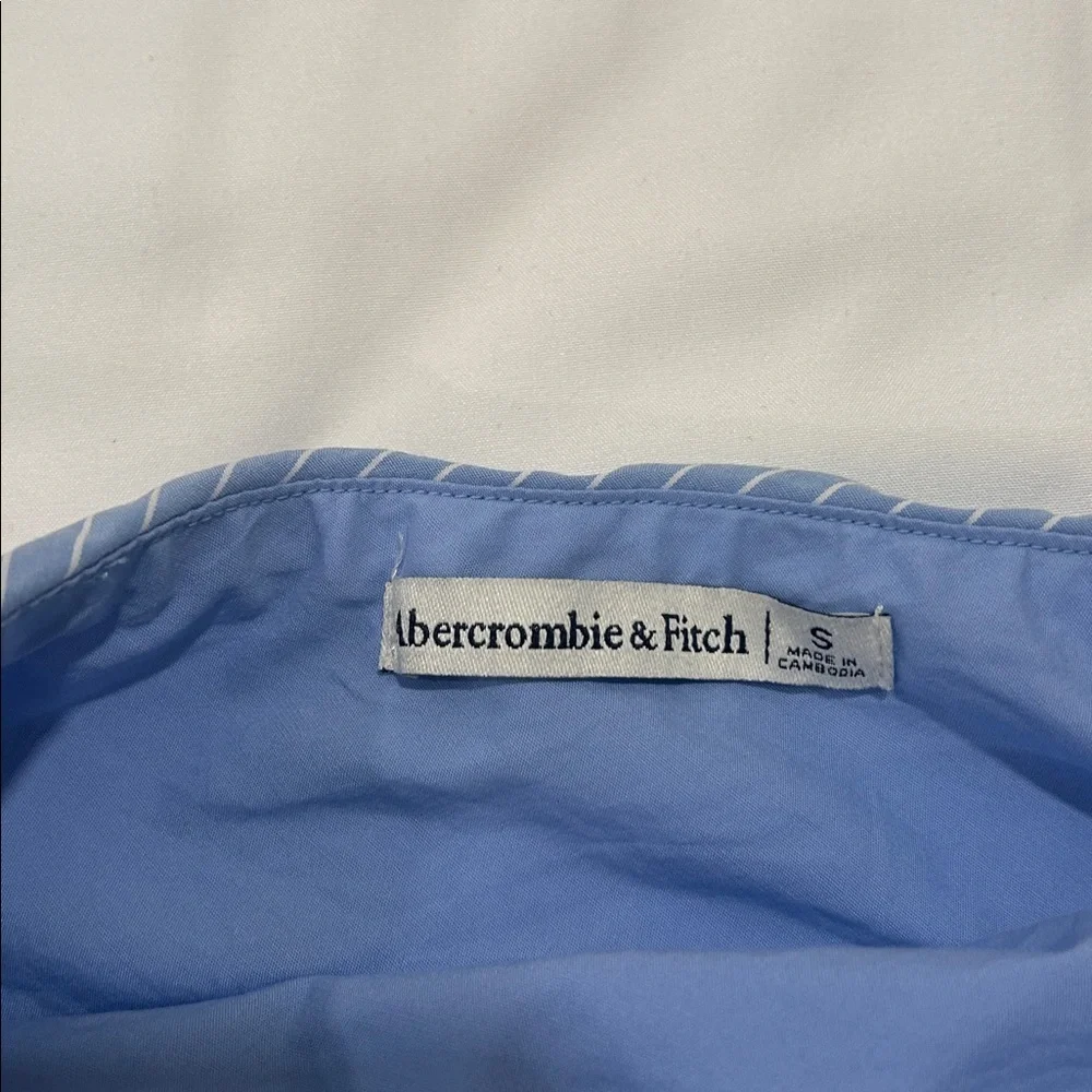 Abercrombie & Fitch Asymmetrical Strapless Top (Sz S) - Picture 5 of 6
